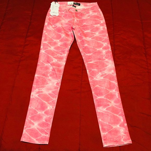 Pink/White Tie-dye Skinny Jeans w/Rhinestone accents - Size 7 (NWT) - Picture 1 of 2
